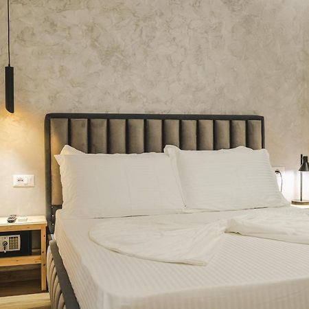 Luxury Villa Alisja Sarande With Private Beach Bagian luar foto