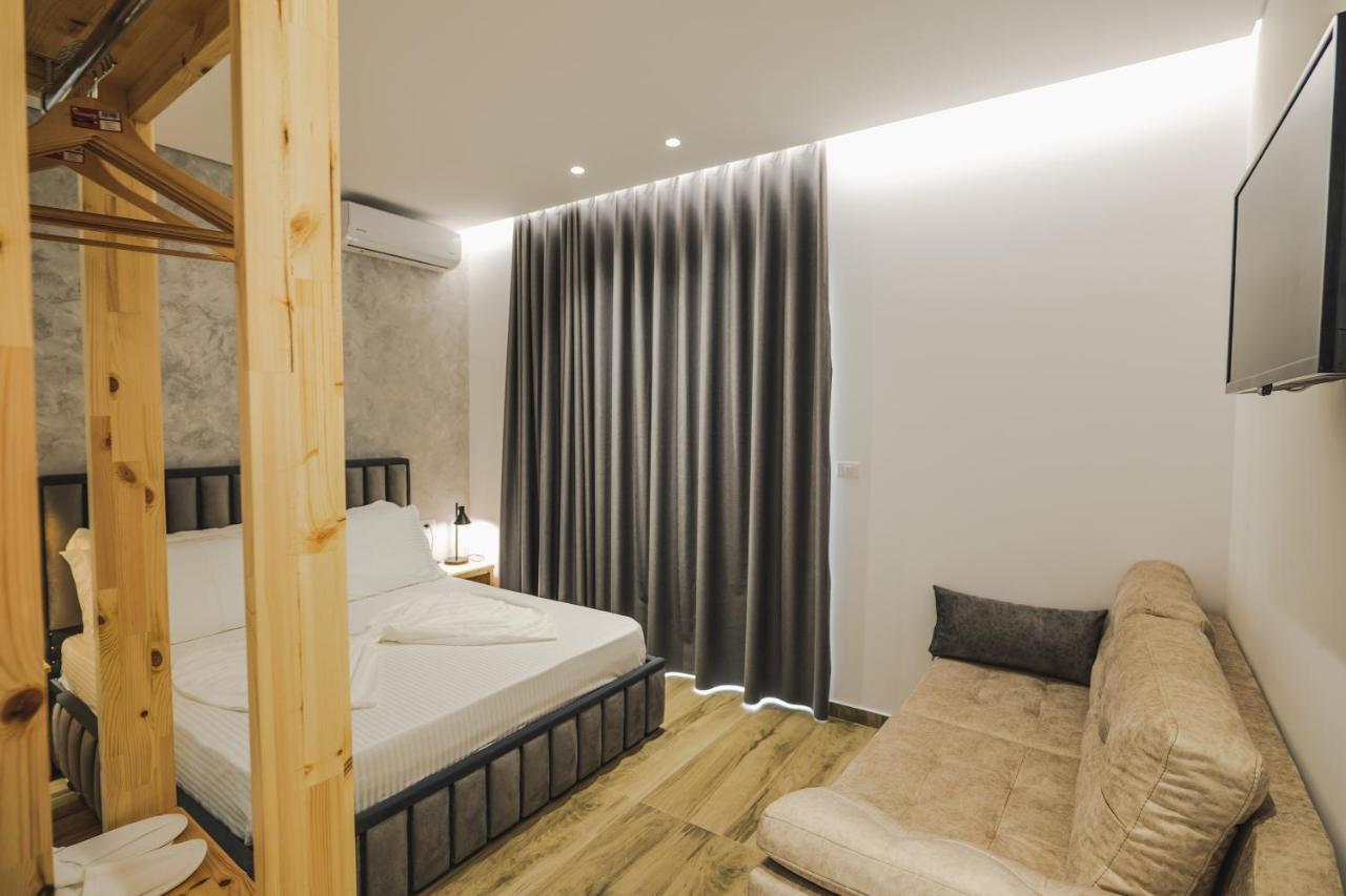 Luxury Villa Alisja Sarande With Private Beach Bagian luar foto