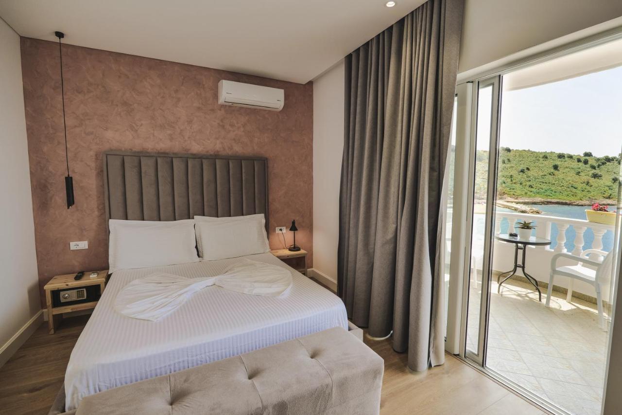 Luxury Villa Alisja Sarande With Private Beach Bagian luar foto
