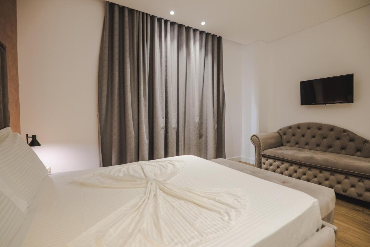 Luxury Villa Alisja Sarande With Private Beach Bagian luar foto