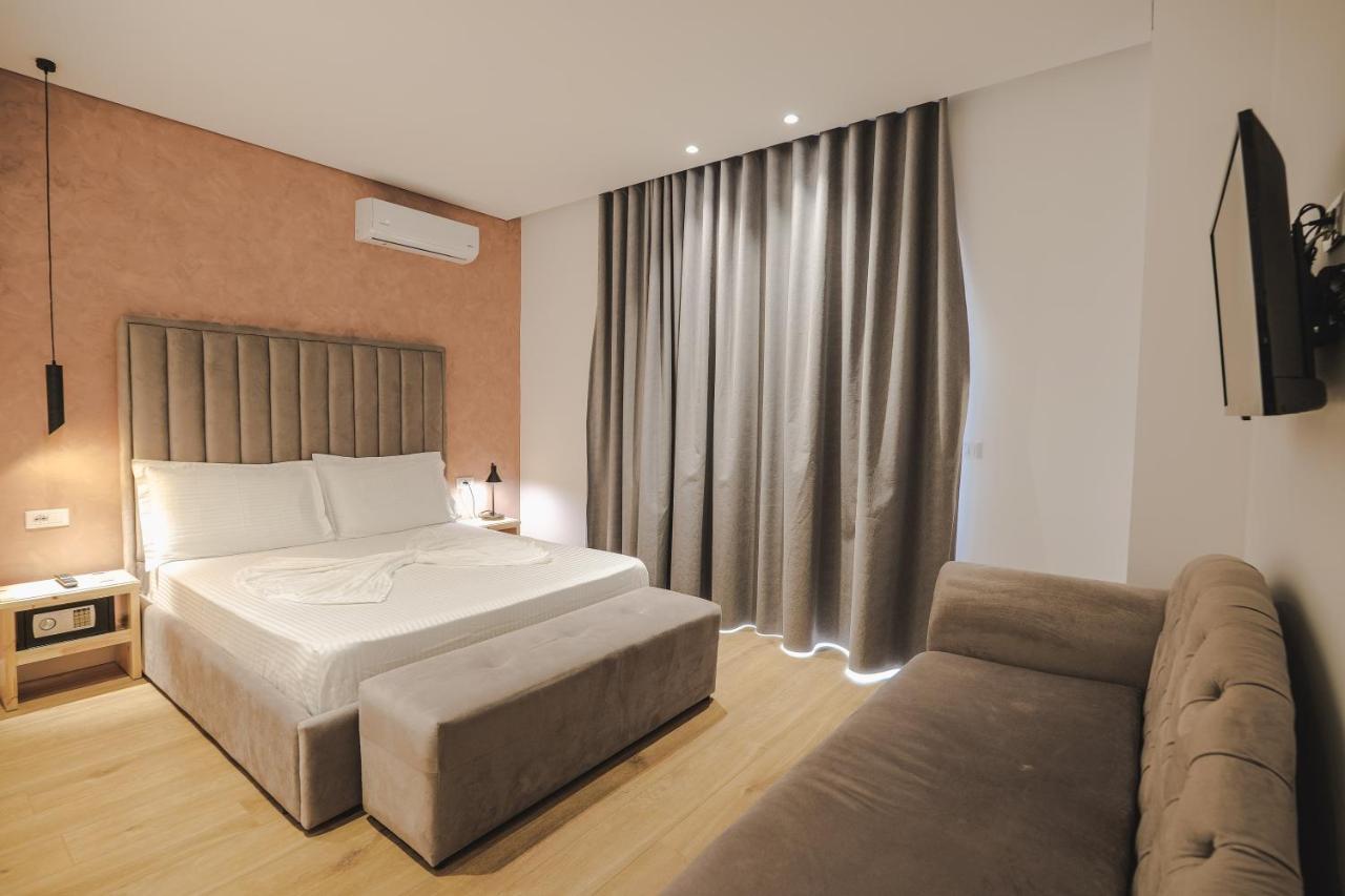 Luxury Villa Alisja Sarande With Private Beach Bagian luar foto